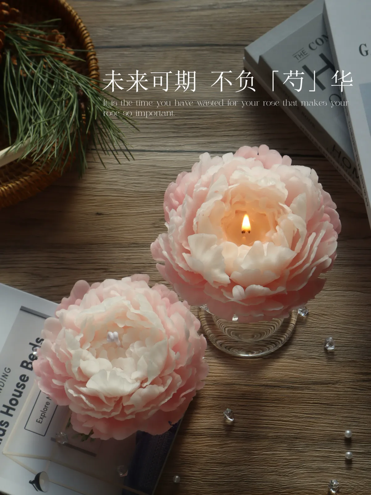 Artisan Peony Sculpted Scented Candle Gift Set in creamy white with premium gift packaging