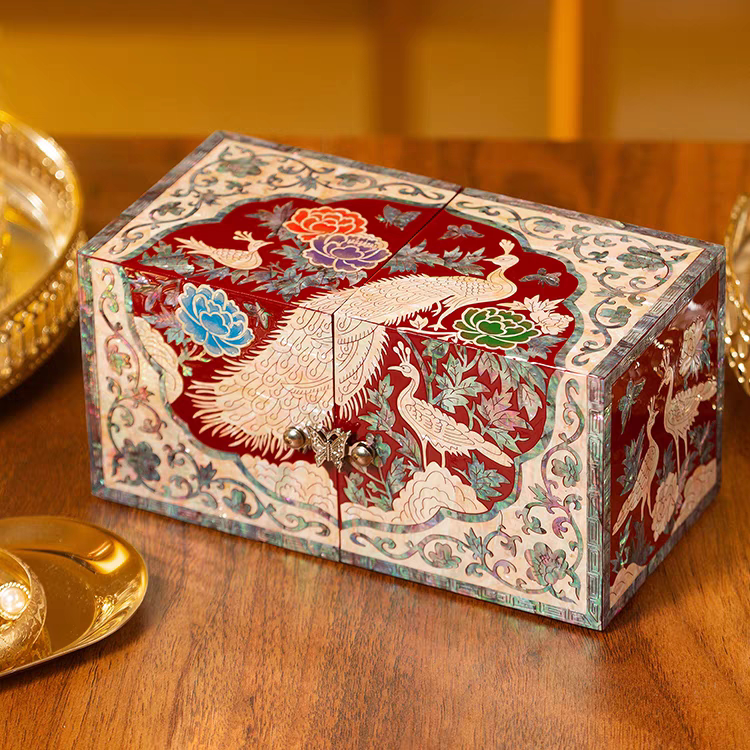 YH009 Jewelry Box Peacock