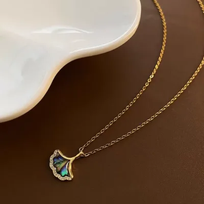 BK141 Ginkgo Leaf Copper Necklace