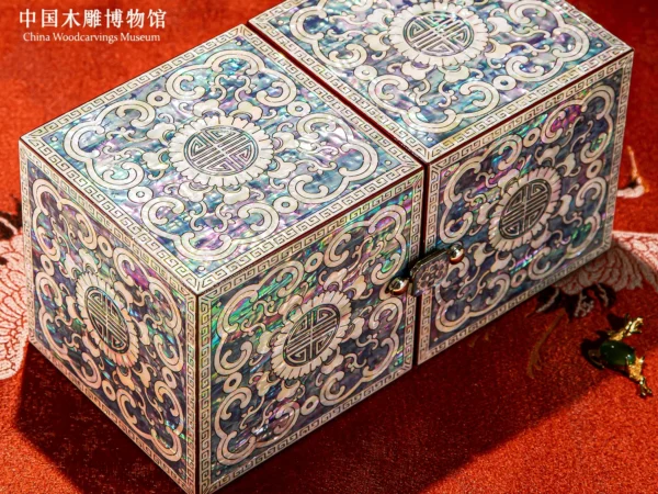 exquisite shell carving jewelry box