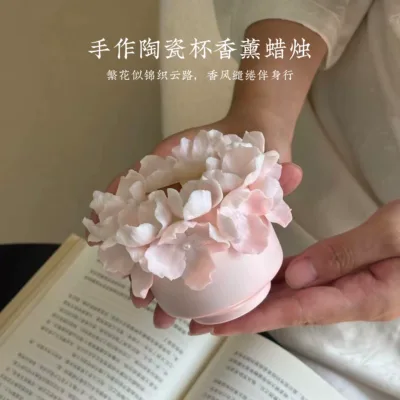 Flowers scented candles