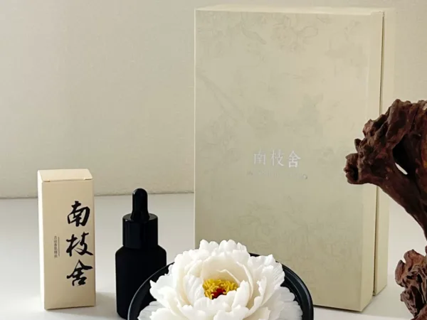 Peony ceramic flower - essential oil diffuser stone