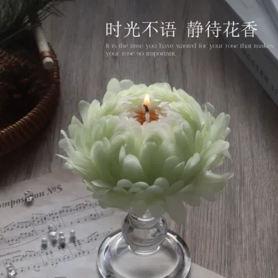 Peony flower type scented candle