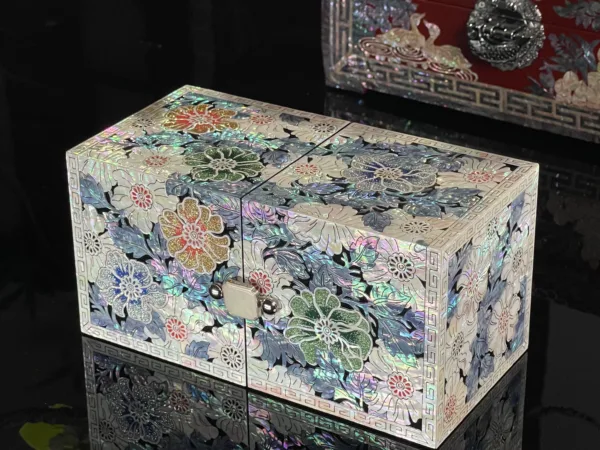 BK151 Lacquerware jewelry box