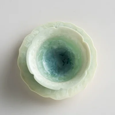 Green and yellow gradient crystal glaze teacup