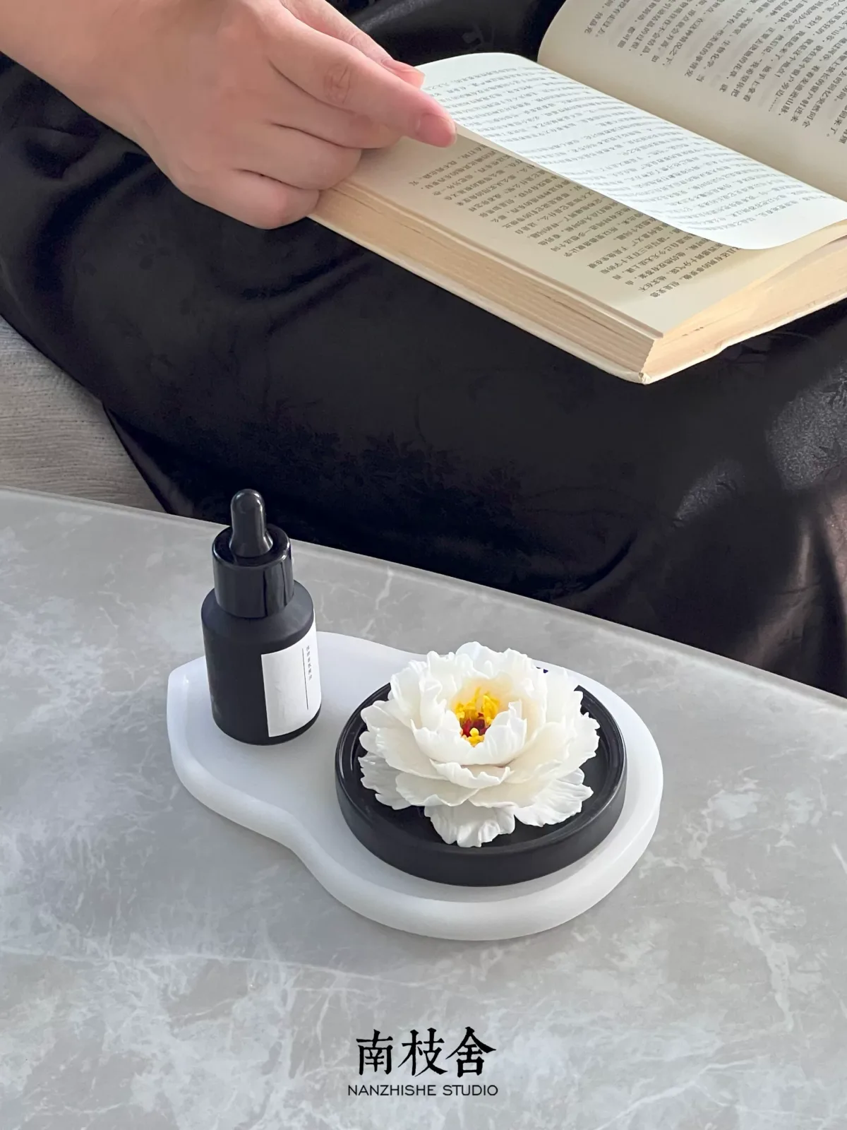 Peony ceramic flower - essential oil diffuser stone