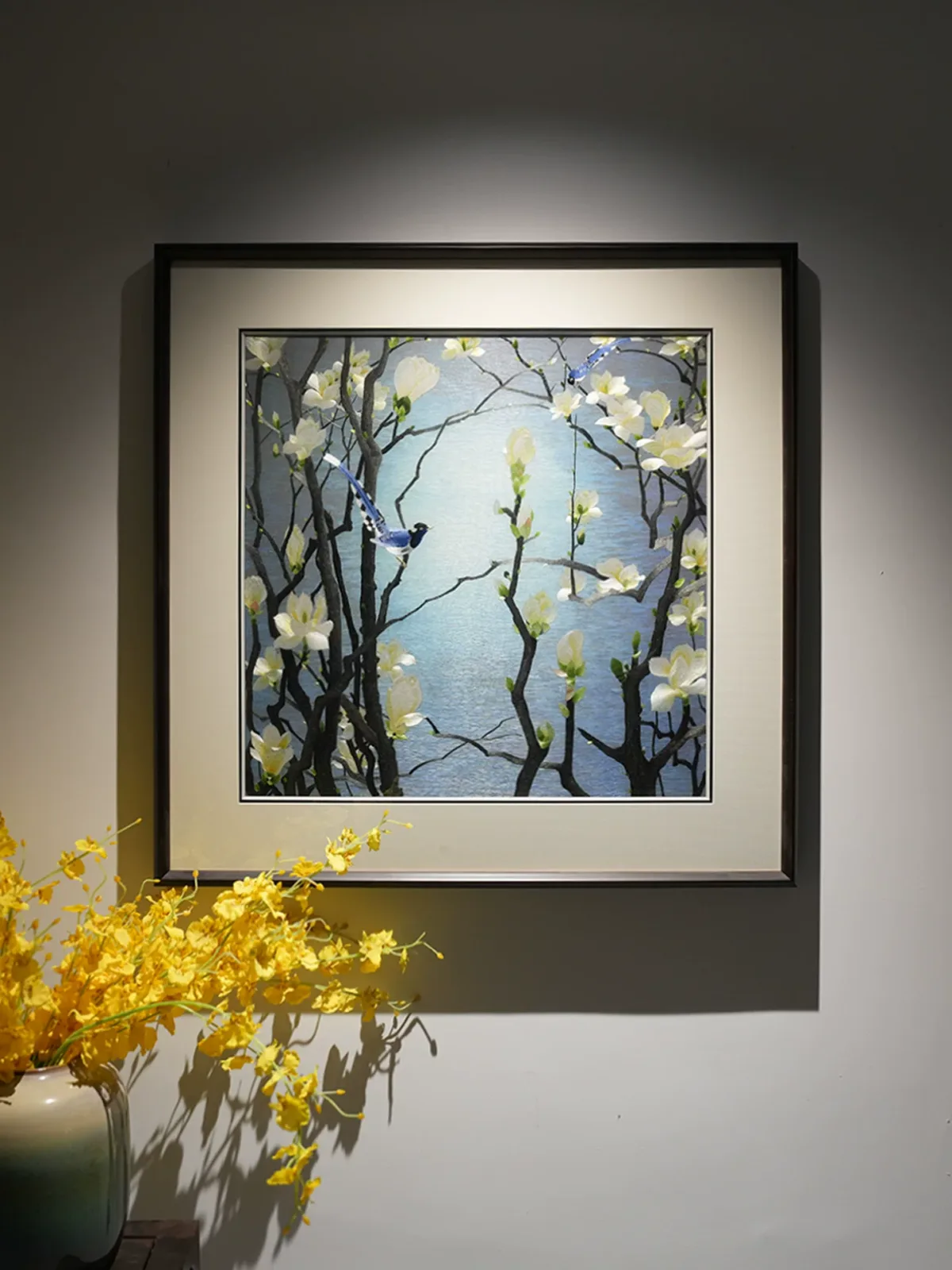 SX018 Magnolia Flower and Bird Handmade Su Embroidery Hanging Painting