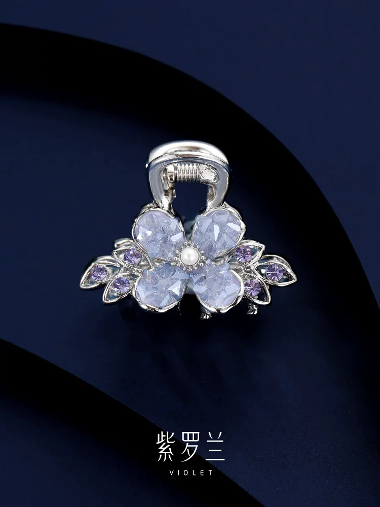 Floating Streamer Silk Flower Hairpin handcrafted in silk streamers