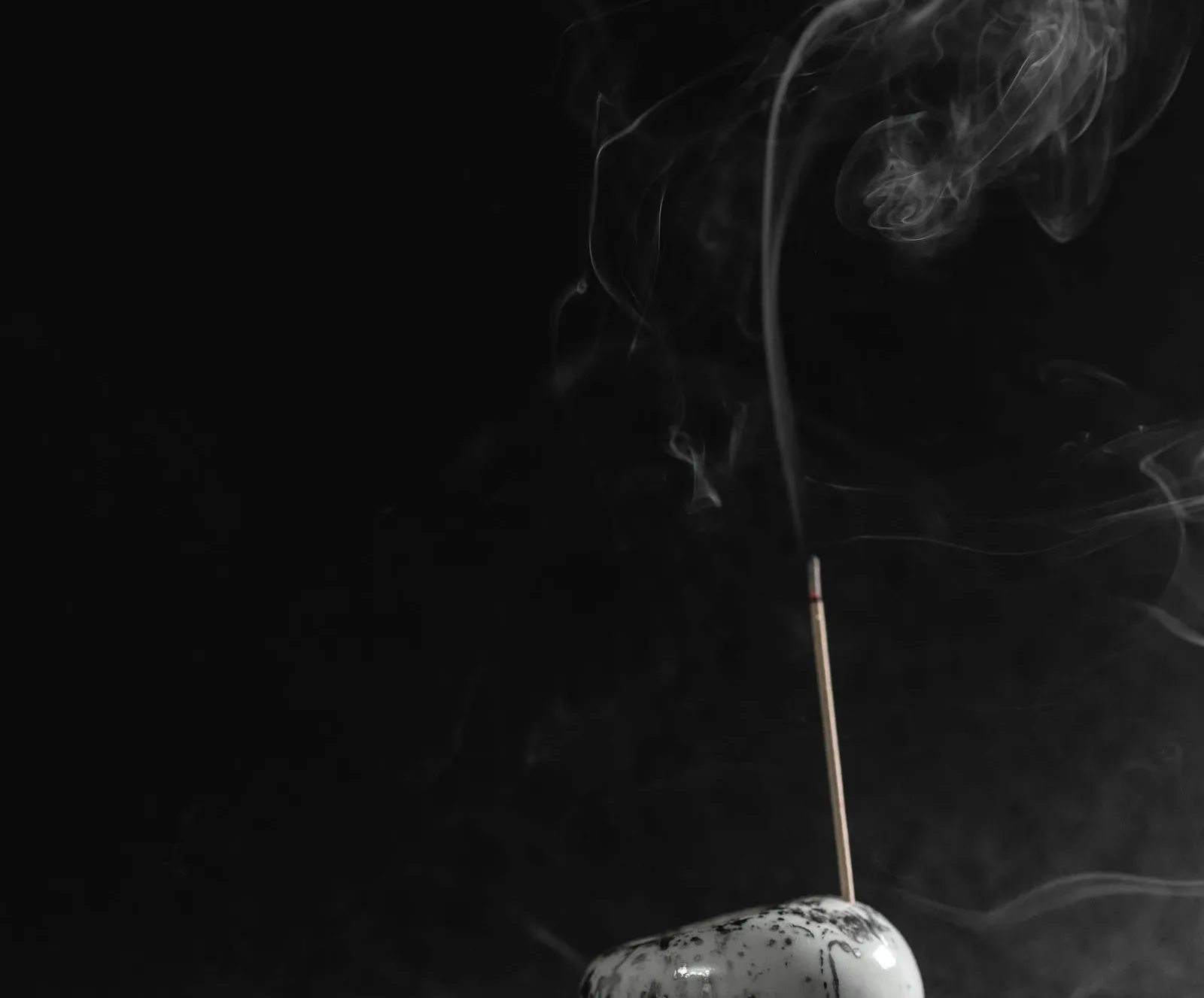 How to Tell If Your Incense Is Truly Natural (And Why It Matters) 1 image e1774603726181