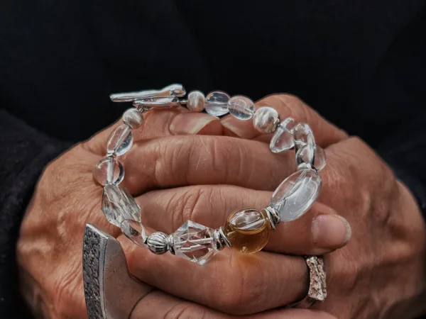 White crystal essential oil bracelet for guardian energy with injection-based aromatherapy design