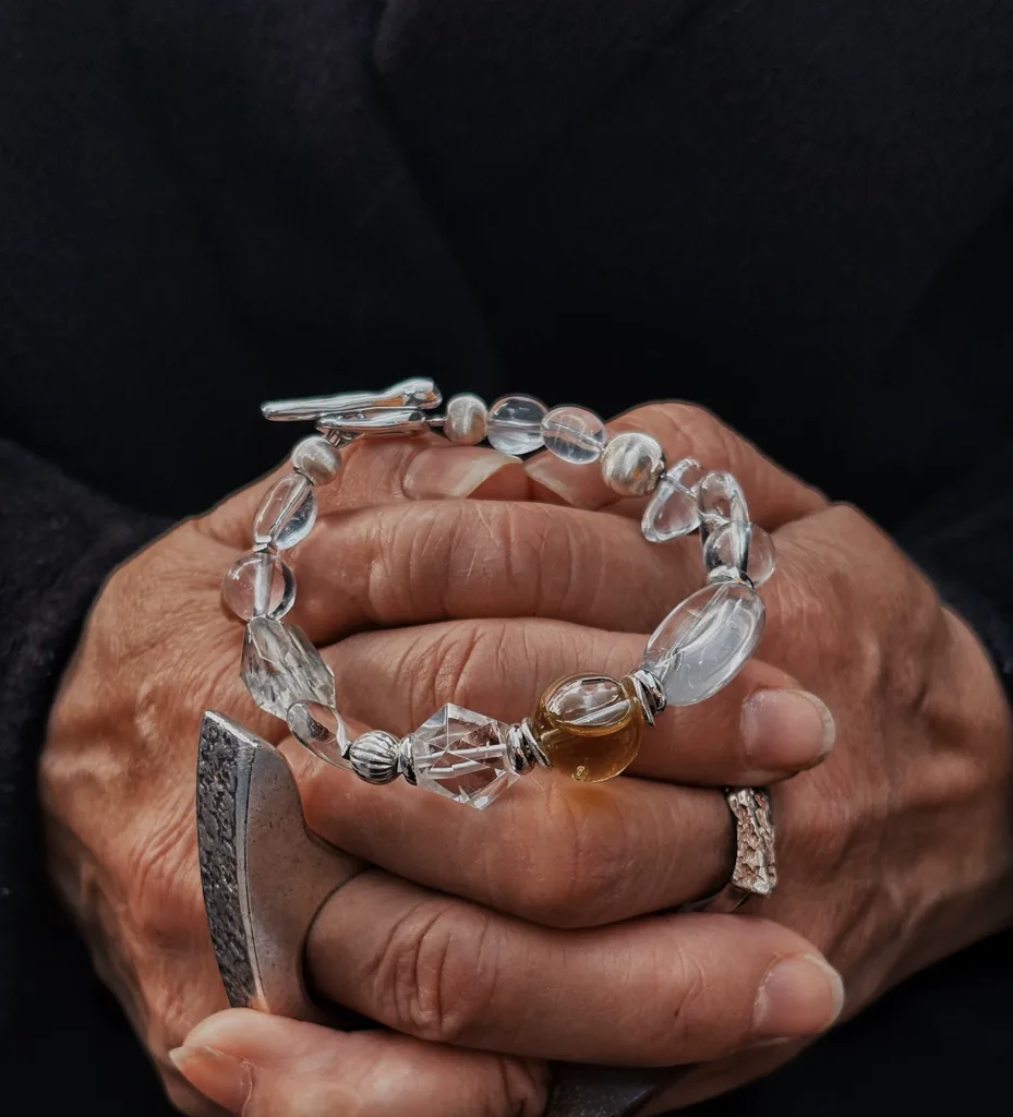 White crystal essential oil bracelet for guardian energy with injection-based aromatherapy design