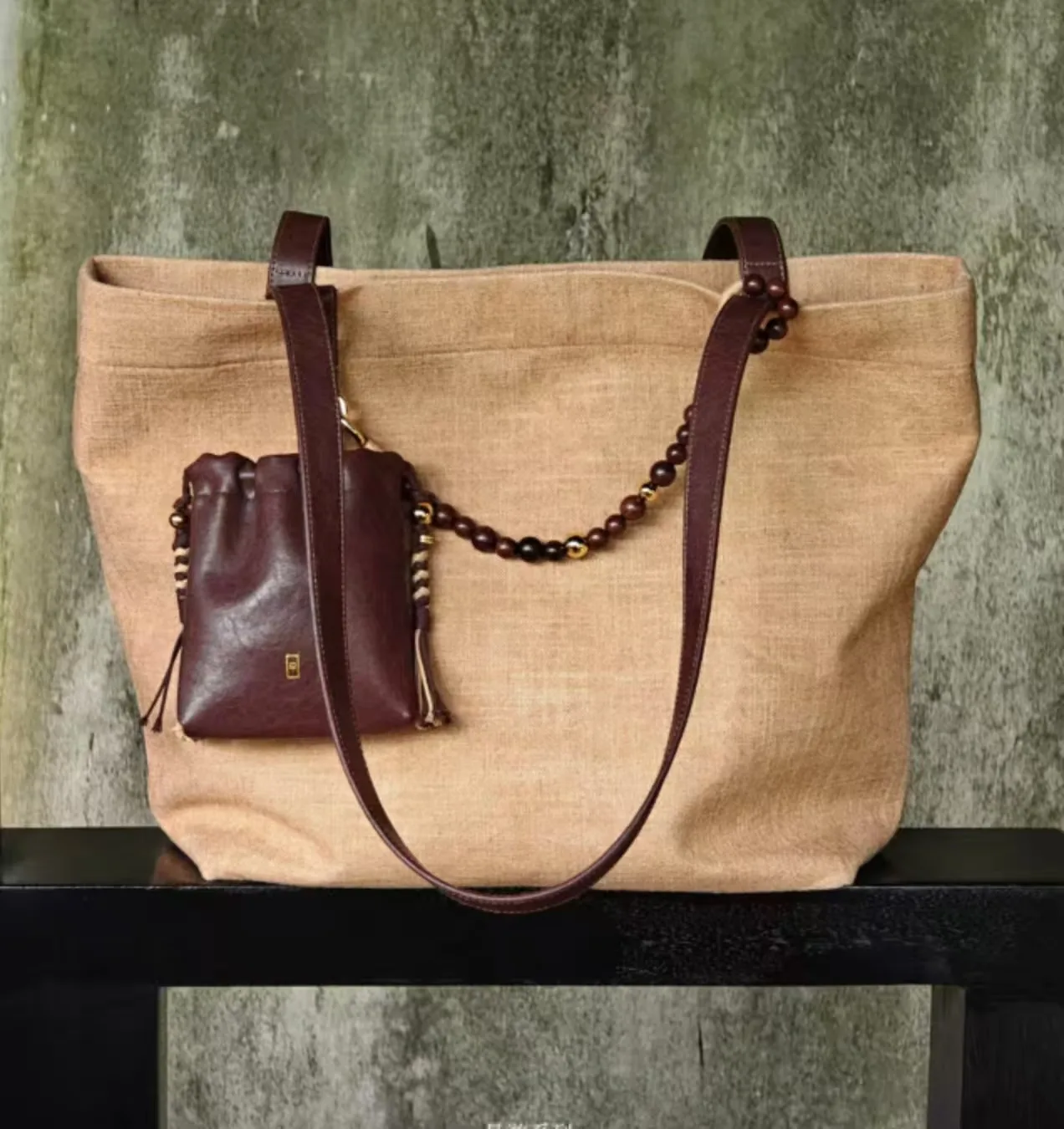 Hand Tea-Dyed Woven Tote Shoulder Bag - Jujube Brown hero image